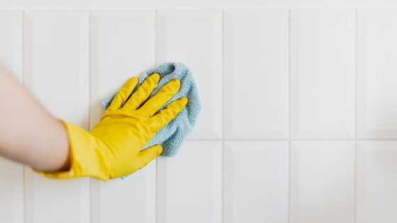Quick Guide to Safer Cleaning